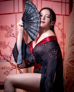 Bella_Sumers An Asian-inspired photoshoot  9টি ছবি