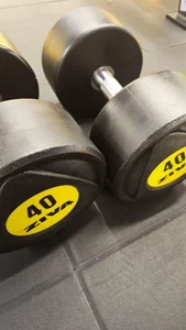 Angelo_Varek GYM 💯 Foto 2