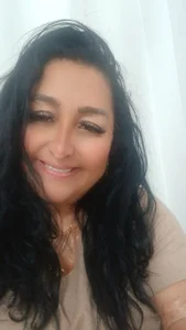 Morena manhosa". de ianaellem  2 Imagens