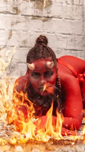 riri_brunnete Devil Riri Pic 2