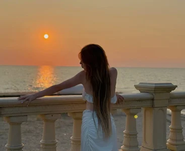KittyHoneyy Will you take a walk on the beach with me? Billede 6
