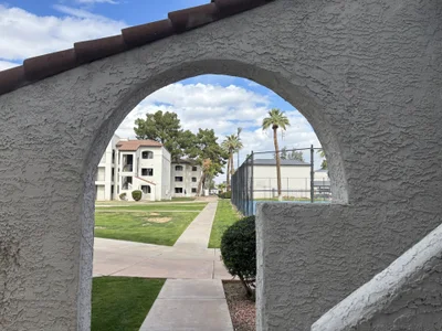 eleanorrox915 Public  4টি ছবি