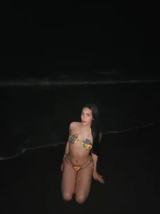 LA-GIRL Cum on the beach 사진 3