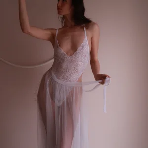 yulladao body blanc et tulle Foto