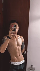 aaronswt X صورة واحدة|aaronswt X صورتان|aaronswt X  2 صور|aaronswt X  2 صورة