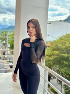 Isabellaa_RoseeSunny Day 🌤🔥图片