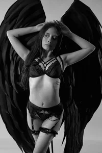 Scarlett21__ 🖤🤍🖤 Pic