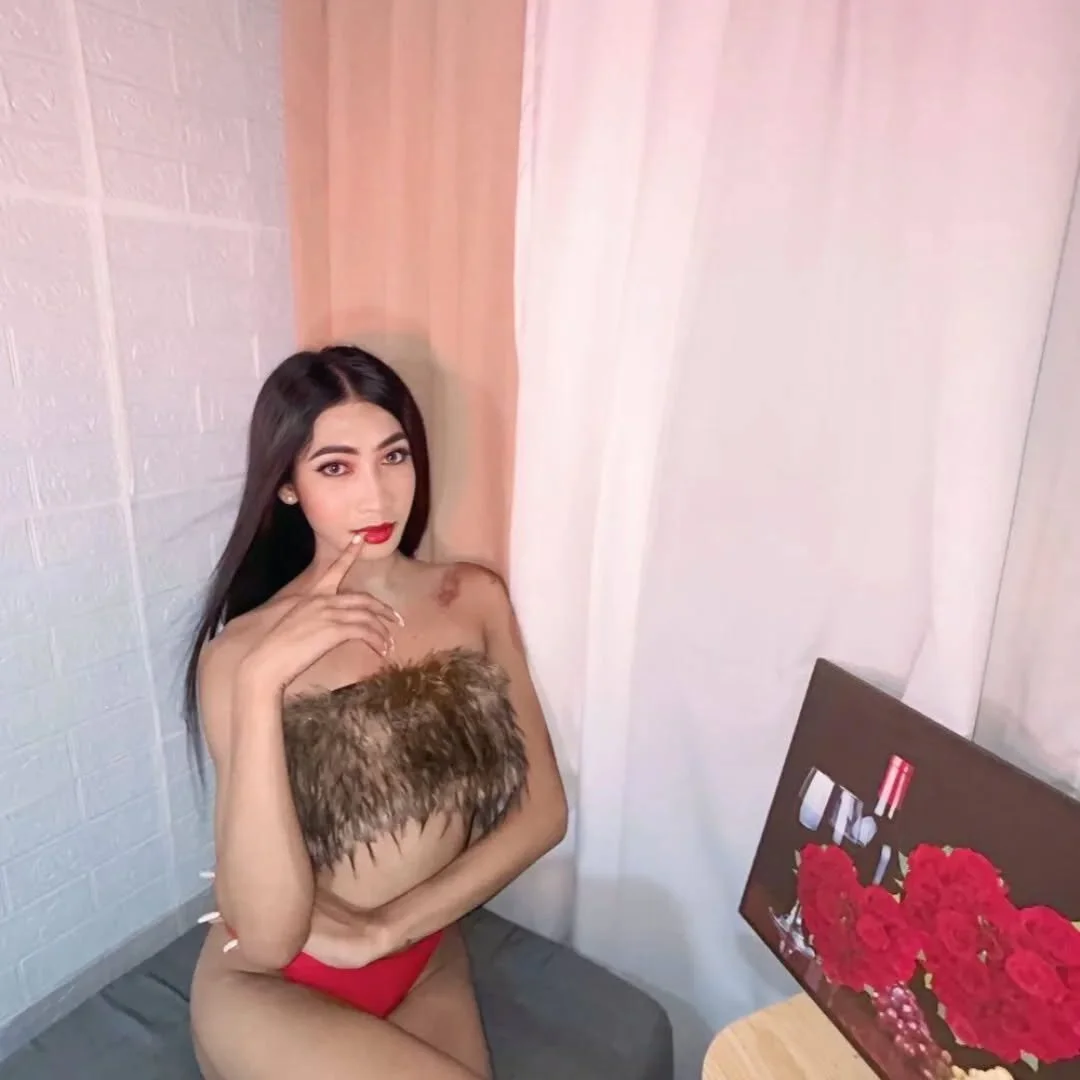 ashley_cummers Trending Plaatje 2930