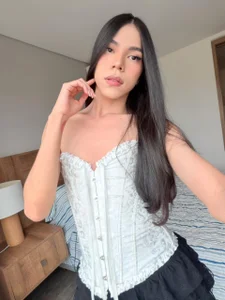 Sara_cutie_ Come and meet me 😏 Bilde 3