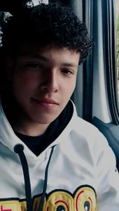 GOMEZZ_07 Public 사진 4