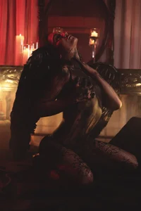 kendallLxr Halloween Pic 3