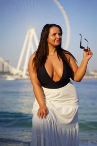 CelesteBailey Dubai Trip! Foto 6