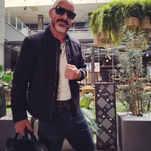 ___SugarDaddy___ Public Pic