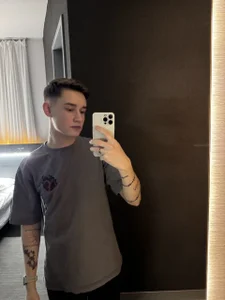 James_ice_ Public slika