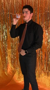 LiamNovak HAPPY NEW YEAR 🎉🎉✨ Εικόνα 7