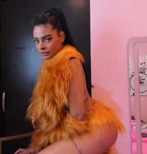 EmmaEbony_ HALLOWEEN Immagine  8