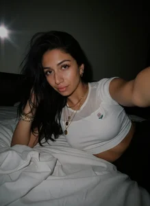 Hello💗 de Bellacatx  2 Imagens