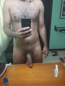 Dick Pics de hotindianstud Foto 5