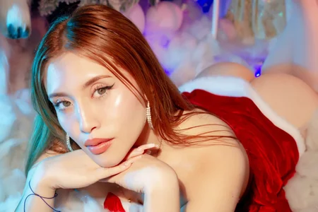 Miaa_gh1 Merry Cristmas Pic 4