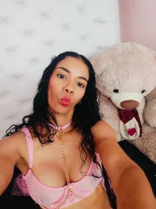 dirtyplayluna_ your princess Pic 3