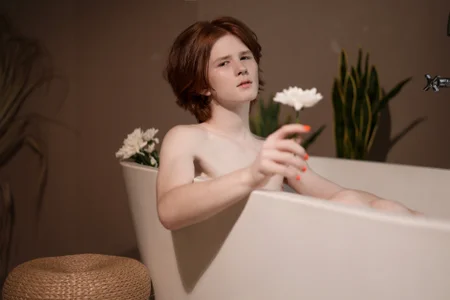 ZaynGraham Photoshoot For Friends Pic 6