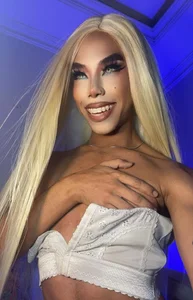 DanniLee_ Fantasy white 🤍 Pic 2