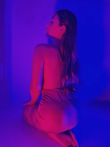 ChloePreston_ Hit the lights Immagine  7