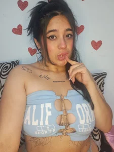 Dubois_hot Little Hình