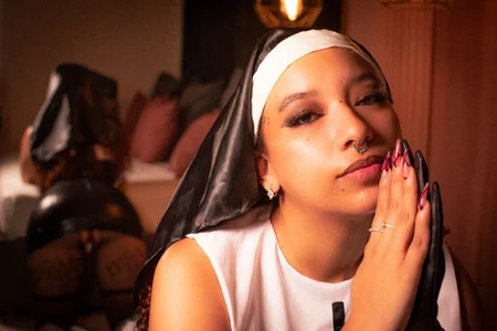 rubi_star ABOUT TO SIN 😈☠️ Immagine  5