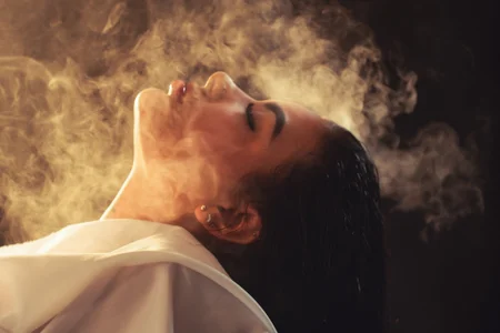 MaddyGray_ Woman, you are water, free and eternal. Bilde 2