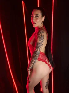 mia_velvet1 RED ♥ Pic 5