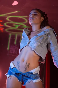 lissbrown The skin can also speak Pic