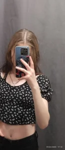 LynHillaire Public Poză 2