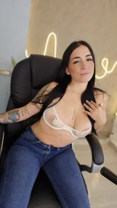 Sofia__rivera sexy girl in jeans Pic 4