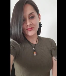 Alice_milf_: Public ( 4 фото)