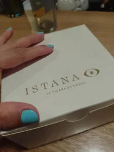 viviana_simmons28 I love eating heheh 🌡️🍷🤩💖 Foto