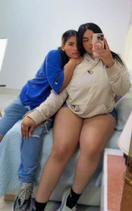 Mia_and_lexy You accompany me in a private show full of pleasure and moans 💋 Don't be late🥵😈🔥 Pic 2