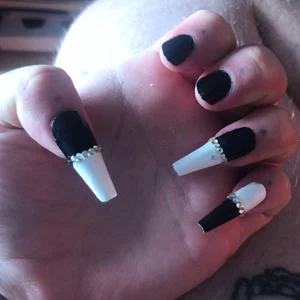 notyerbinary Femme Pic