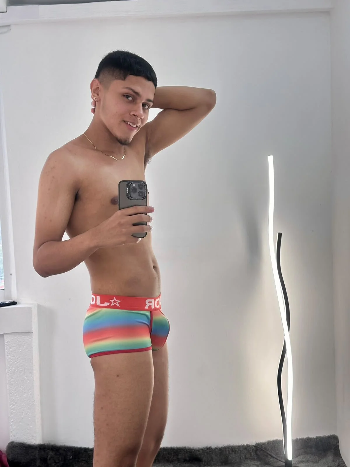 Foto em tendência de EthanCarter__ 5803