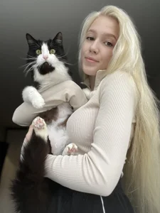 AliceLebel: Fluffy Neighbors ( 3 фото)