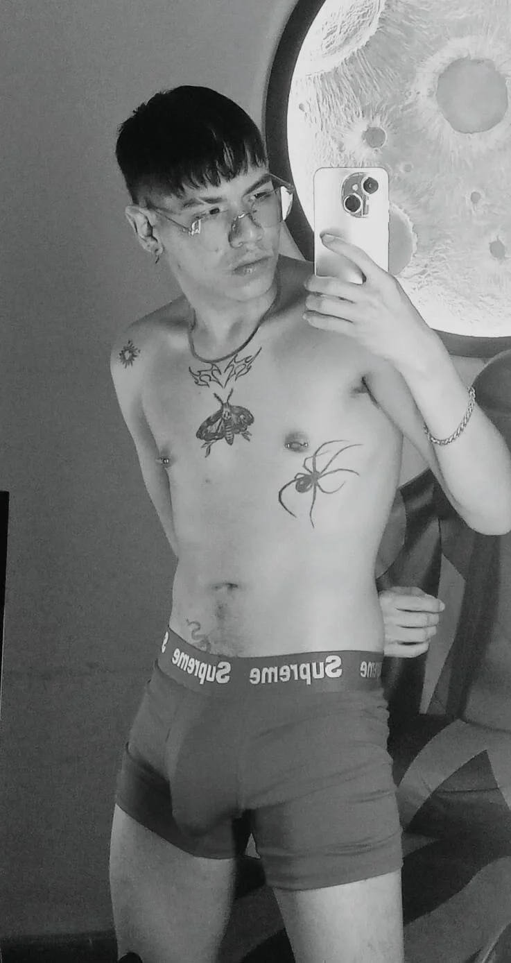 Bennet-Grayy Trending Plaatje 8100