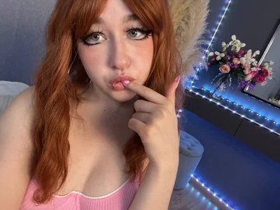 Cherry_Vessel pink bra? Pic 7