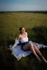 MichelleOrtis merging with nature🫎 圖片