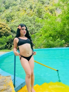 Pool day de Jasmine_Jones7  3 Imagens