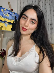 styria_M True beauty is found in the details. 🌹 Come discover the rest of the gallery with me✨ Foto 4
