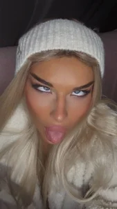 Hot blonde de coupleinspire Foto 3