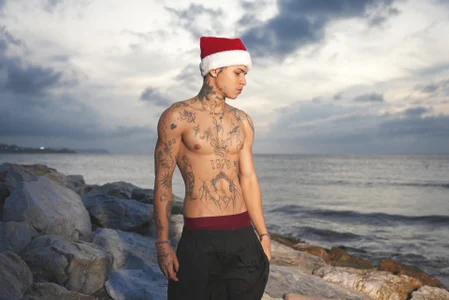 john_mystic beach day Pic 2