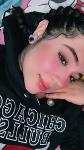 violettmonroe2 Public Pic 4