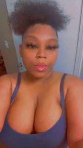 SierraSexyAss's XXX Nude Photo 3