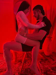 REAL COUPLE ON FIRE 😈🔥💖 od Luna_y_dante_  6 snímek